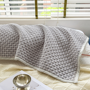 <b>Long</b> Duvet Waterproof <b>Pillows</b> Cushions Wholesale Customized Skin-Friendly <b>Pillow</b> <b>case</b> Set - Product Image 1