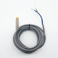 Capteur de Proximité Inductif M8 DC 3 Fils 2mm Non Encastré 12-24V Normalement Ouvert
