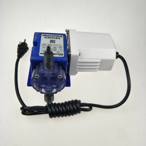Pompa Dosatrice Chimica a Membrana Pulsafeeder Americana per Trattamento Acqua Potabile, Portata 4,72 L/h, Pressione 7 Bar - Product Image 4