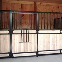 Panneau d'écuries Outdoor Horse Dubai Portes d'entrée et boîtes de rangement en vente Écuries préfabriquées élégantes pour grange équestre