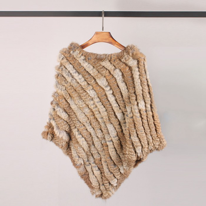 Winter Women's Shawl Wholesale Comfortable And Warm Women Fashion Poncho Triangle Design Sweater Real Fur Cape