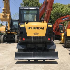 Excavatrice Hyundai 60W-7 modèle 7 tonnes, moteur Cummins, prix bas, unité d'occasion, peinture d'origine, comprend des composants de pompe Enerpac, boîte de vitesses - Product Image 6