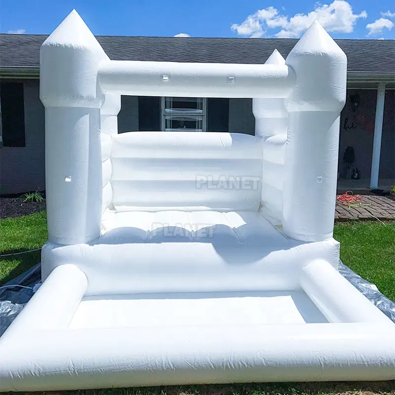 Kids Outdoor Party Vermietung PVC Aufblasbarer Türsteher Mini White Toddler Bounce House Mit Ball Pool