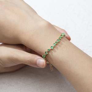 Bracelet tennis MSB-625 Messi Jewelry en or jaune 18 carats personnalisable avec émeraudes de laboratoire de formes fantaisie variées - Product Image 4