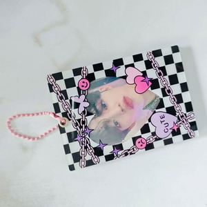 Best Sale Custom Kpop Photo Holder Keyring Printed Acrylic Picture Card Holder for Credit Card Use - Product Image 1