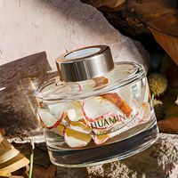 Diffuseur à roseaux en verre transparent court et rond avec logo personnalisé, boîte en papier à motif floral violet clair dessiné au trait, décoration parfumée pour la maison, cadeau