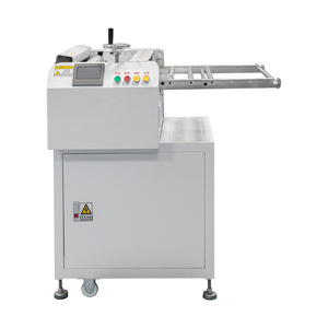 Machine de découpe automatique de silicone bibo pour matériaux en silicone solide, fabriquée en Chine - Product Image 2