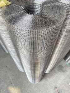 Fabrika kaynağı galvanizli paslanmaz çelik kaynaklı tel tel örgü rulosu - Product Image 4