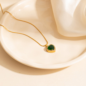 Collar de Acero Inoxidable para Mujer, Modelo 2026, con Colgante en Forma de Corazón, Oro 18K - Product Image 3