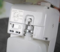 Jet numérique intelligent de 300 millilitres pour toilettes domestiques 1 an d'amélioration du parfum en plastique désodorisation rapide pour les hôtels