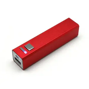 Novo produto promocional para presente, powerbank móvel portátil, tubo quadrado de alumínio, banco de potência móvel 2600mah