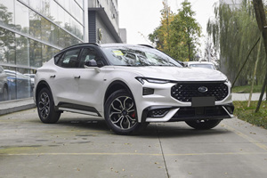 Auto Sportive Ford EVOS a Trazione Anteriore, 193KM/H, Guida a Sinistra, Edizione Lusso in Vendita - Product Image 4