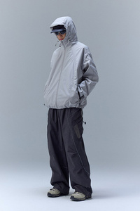 Nouvelle veste coupe-vent minimaliste basique à capuche 2026, veste de sport décontractée pour l'alpinisme, idéale pour les trajets quotidiens - Product Image 2