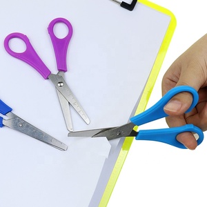 Becol Bán Buôn Thép Không Gỉ Cầu Vồng Màu Giấy Cắt Kéo Đầy Màu Sắc An Toàn Vòng <span class=keywords><strong>Tip</strong></span> Nhựa Quy Mô Kéo Cho Trẻ Em - Product Image 4