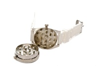 2025 Fabricants Vente Directe En Gros Ronde Tendance Montre Portable Fumée Herb Grinder