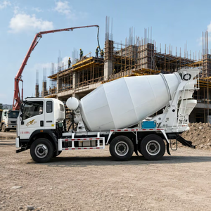 Camion malaxeur blanc à prix d'usine avec bande réfléchissante de sécurité, cage latérale et boucles d'arrimage - Product Image 2