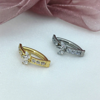 Calendo Anneau de nombril en titane ASTM F136 plaqué or Bijoux de piercing au nombril Bijoux de corps en zircon CZ personnalisé
