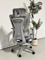 Chaise de bureau ergonomique pivotante en maille, moderne, confortable et luxueuse, avec accoudoirs réglables, idéale pour une utilisation en atelier climatisé