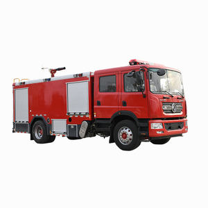 Nouveau camion de pompiers 4x2 Commander de 8000 litres pour eau claire et diesel, pour la lutte contre les incendies de propriétés communautaires et la lutte contre les incendies par aspersion - Product Image 1