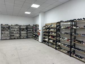 Liquidazione all'ingrosso Commercio estero Ordini completi Misure miste <span class=keywords><strong>Scarpe</strong></span> da uomo e da donna stile street vendor <span class=keywords><strong>Scarpe</strong></span> sportive <span class=keywords><strong>Scarpe</strong></span> casual - Product Image 3