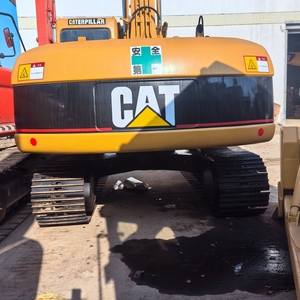 Excavatrice hydraulique Caterpillar 320CL d'occasion, capacité de 20 tonnes, type chenilles, moteur, boîte de vitesses, pompe, modèle 2022, d'origine japonaise - Product Image 4