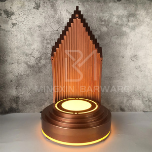 Présentoir élégant en bois à LED pour champagne Porte-bouteille en bois naturel pour la fête à thème de bar Présentoir à champagne de luxe - Product Image 1