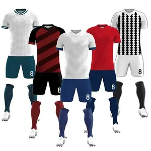 Free Design Soccer Wear Benutzer definierte Sublimation Fußball Uniform Set Fußball Fußball Trikot Grün Gelb