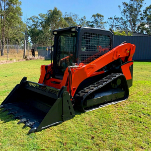 รถตักล้อยางขนาดเล็ก Kubota ปี 2025 พร้อมบุ้งกี๋หน้า สีดำ แบบตีนตะขาบ พร้อมเครื่องยนต์ สำหรับงานก่อสร้างในฟาร์ม - Product Image 1