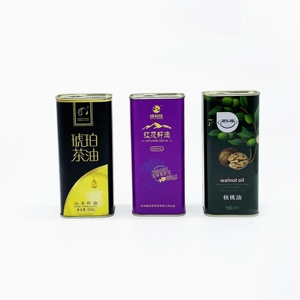 Boîte en fer blanc rectangulaire personnalisée de 550 ml pour huile d'olive, impression offset, qualité alimentaire, avec bouchon en plastique - Product Image 1