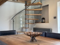 Escalier en colimaçon extérieur anti-corrosion en acier galvanisé, marches antidérapantes pour villa et hôpital, facile à installer
