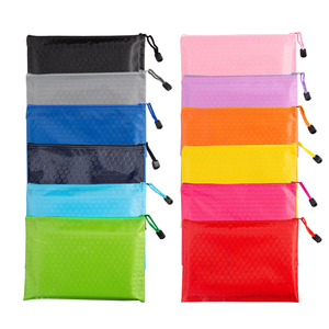 Pochettes <span class=keywords><strong>de</strong></span> classement A4 <span class=keywords><strong>de</strong></span> haute qualité à motif football, étanches, avec fermeture éclair pour le rangement <span class=keywords><strong>de</strong></span> documents - Product Image 6