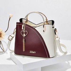 Sac à bandoulière grande capacité en cuir PU pour femme, modèle I-0604 – Sacs à main et pochettes tendance pour dames - Product Image 2