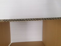 Boîte en carton ondulé recyclé sur mesure avec poignée robuste, design robuste, emballage cadeau écologique et sécurisé