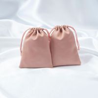 Bolsas de Regalo Personalizadas con Logotipo, Reciclables, Pequeñas, Rojas y Negras, de Terciopelo con Cordón, Bolsitas Elegantes para Joyería y Almacenamiento de Accesorios