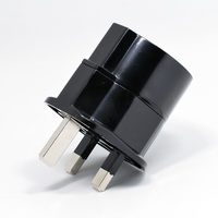 Adaptateur de voyage universel 13A 250V avec double prise EU 2 broches et UK 3 broches, sûr pour une utilisation quotidienne, chargeur portable tout-en-un