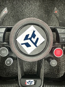 Volante de fibra de carbono con pantalla LED para carreras, apto para Audi A3 <span class=keywords><strong>2018</strong></span> 2019 A4 A5 A6 A7 A8 S3 S5 S6 S7 RS3 RS4 RS5 RS6 RS7 TT TTRS B9 - Product Image 2