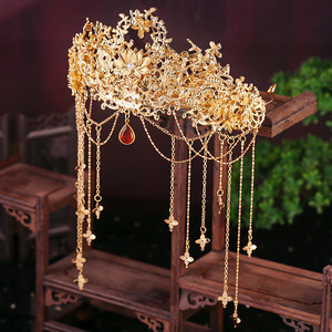 סיכת ראש לחתונה של כלה בסיטונאות באיכות גבוהה עם ציצית סינית עתיקה סִגְנוֹן אביזר מצופה זהב כתר אדום - Product Image 3