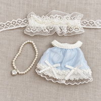 Ensemble de robes pour poupées OEM ODM personnalisées, rose et bleu, avec dentelle et volants, bandeau, accessoires de vêtements pour poupées miniatures, vente en gros