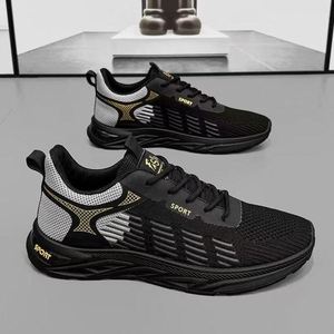 Zapatillas Urbanas para Hombre, Estilo Urbano, Parte Superior de Piel de Vaca, Suela de Phylon, Suela Amortiguadora - Product Image 1
