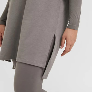 Aola Maßgeschneidertes Hochwertiges Islamisches Bescheidenes Sport-T-Shirt in Großen Größen für Damen – Locker Sitzendes Oberteil für Training, Laufen und Fitness im Herbst/Frühling - Product Image 5