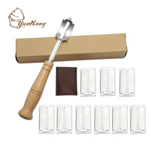 Outil de coupe-<span class=keywords><strong>pain</strong></span> Lame pour couper le <span class=keywords><strong>pain</strong></span> au levain avec 10 lames incluses housse de protection en cuir authentique - Product Image 1