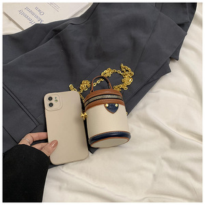 Borsa a Secchiello da Donna di Tendenza in Similpelle PU, Borsa Piccola con Manico Superiore, Borsa a Tracolla Stile Retrò con Cerniera - Product Image 4