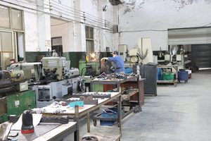 C5 chính xác 8mm 10mm 16mm ballscrew 0802 CNC bóng Vít dẫn vít 600mm bóng vít 1605 Bộ chuyển đổi mặt bích - Product Image 3