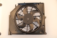 Résistance automatique du ventilateur de refroidissement du radiateur 12V DC ventilateur et carénage du moteur électronique avec Module d'unité de commande pour BMW 3/E46 OE #17117525508