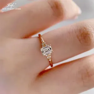 Moissanite Cincin Wanita Potongan Zamrud, Cincin D VVS Berlian Emas Gaya Modis 10K 14K 18K Emas dengan Moissanite Kualitas Tinggi