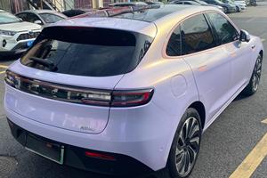 Vinilo Premium OEM Super Gloss Venus Rosa Hueco PET para Envoltura de Coches, 7.5mil, Protección Anti-Rayas, Reparación Térmica, Autocuración - Product Image 3