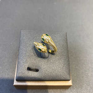 Anello a Serpente in Ottone di Alta Qualità, Placcato Oro 18K, Inossidabile, con Zirconia Brillante e Occhi Rossi e Verdi, Accessori all'Ingrosso - Product Image 1