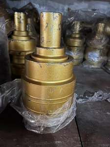 Excavator Undercarriage Parts Track <strong>Roller</strong> <strong>Idler</strong> <strong>Roller</strong> E320 E323 E324 Track <strong>Idler</strong> Track Carrier <strong>Roller</strong> - Product Image 4