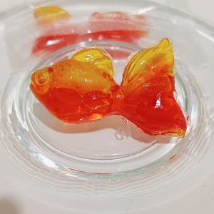 เยลลี่รูปปลาทอง 4 มิติ สอดไส้แยม รสชาติอร่อย ขายดี เหมาะสำหรับงานปาร์ตี้ - Product Image 3