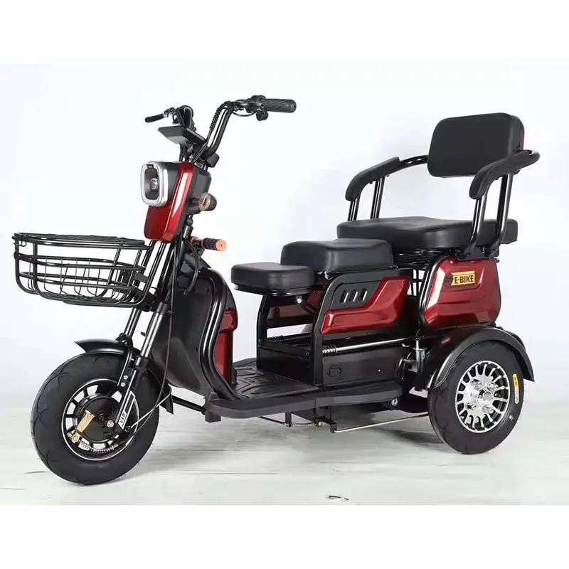 Nueva venta caliente de tres ruedas operador triciclos deporte Negrón eléctrica Scooter triciclo eléctrico